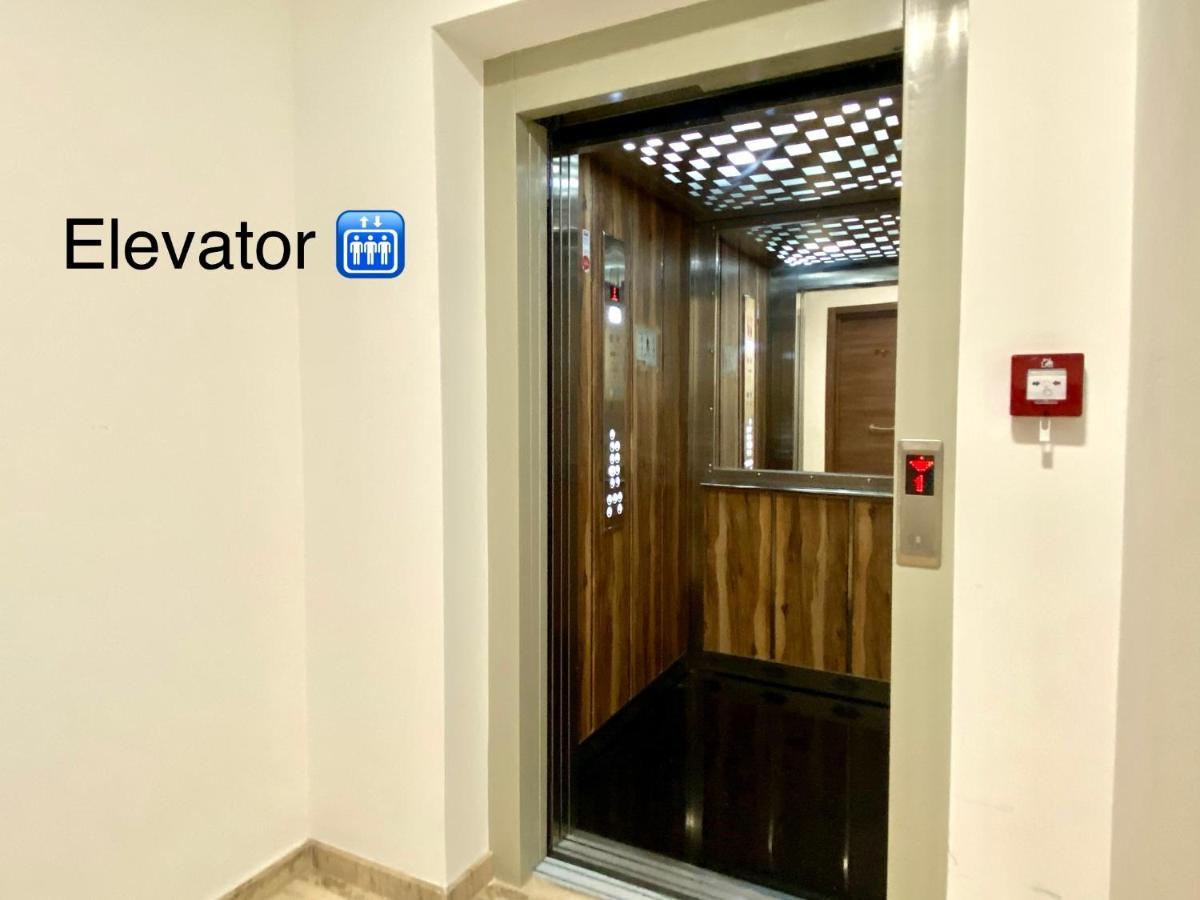 Central- Private En-Suite With Balcony In Shared Residence Pietà 외부 사진