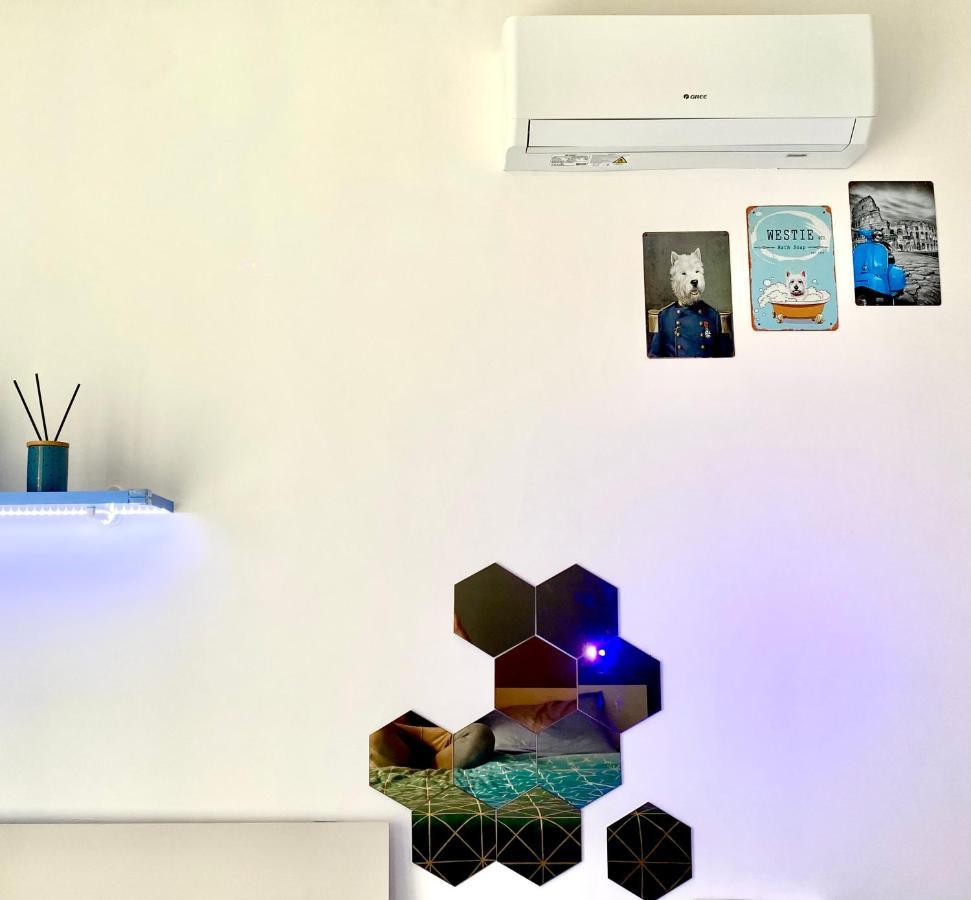 Central- Private En-Suite With Balcony In Shared Residence Pietà 외부 사진